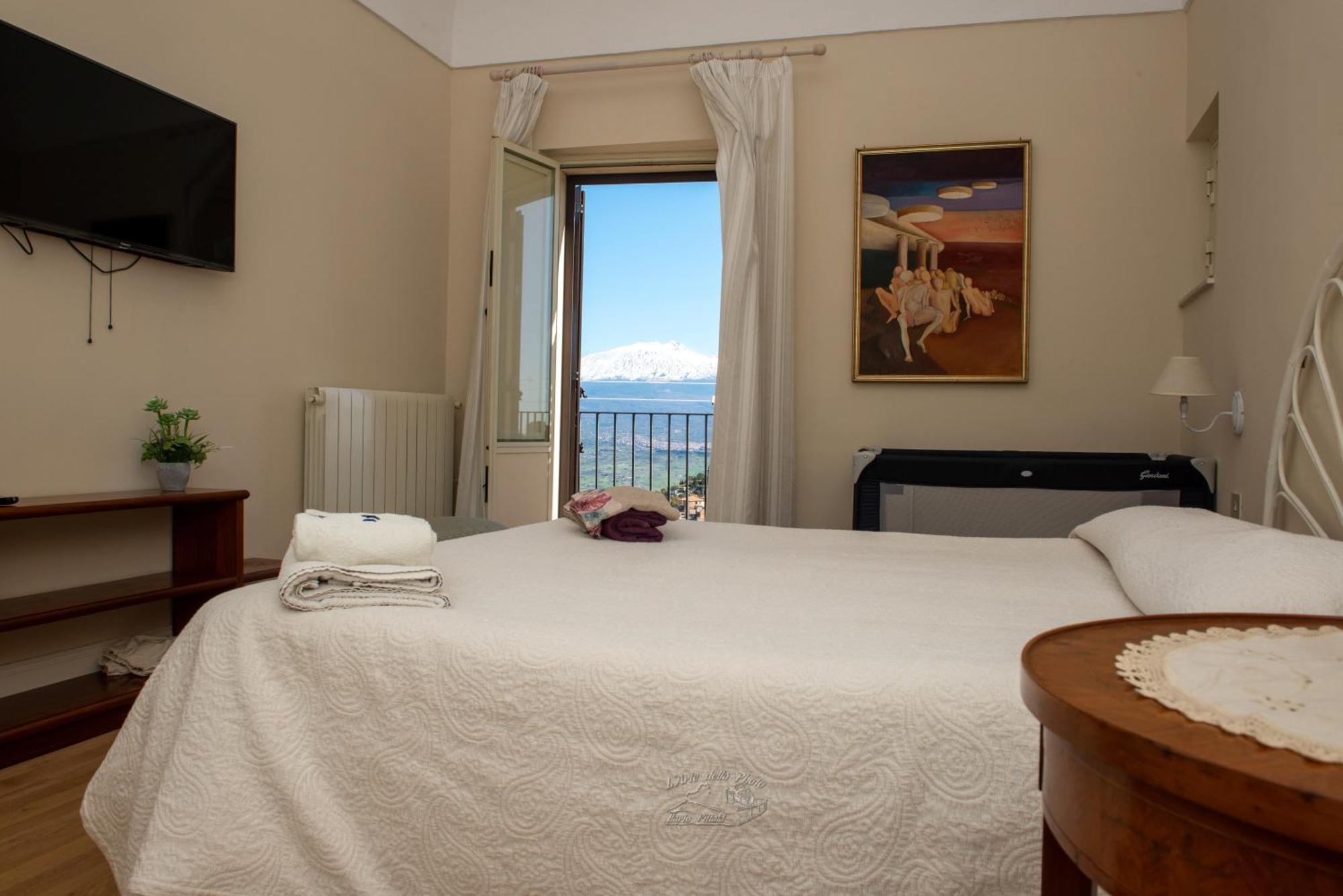 Sciacca's House * Centuripe